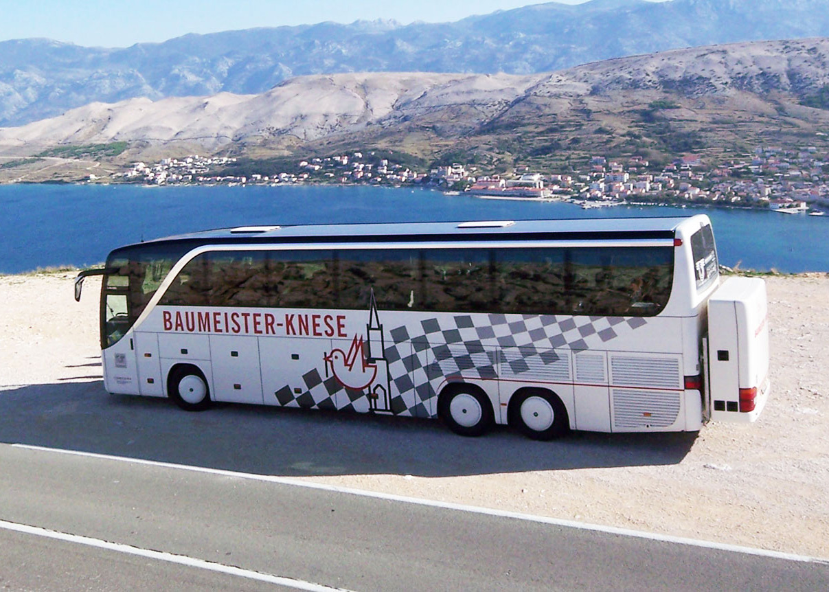Reisebus mit Ausblick Reisebus der Firma Baumeister-Knese